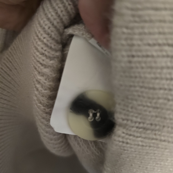 VENUS Beige Cold Shoulder Knit Sweater Brown Buttons Down LongSleeves Size SMALL - Picture 17 of 17